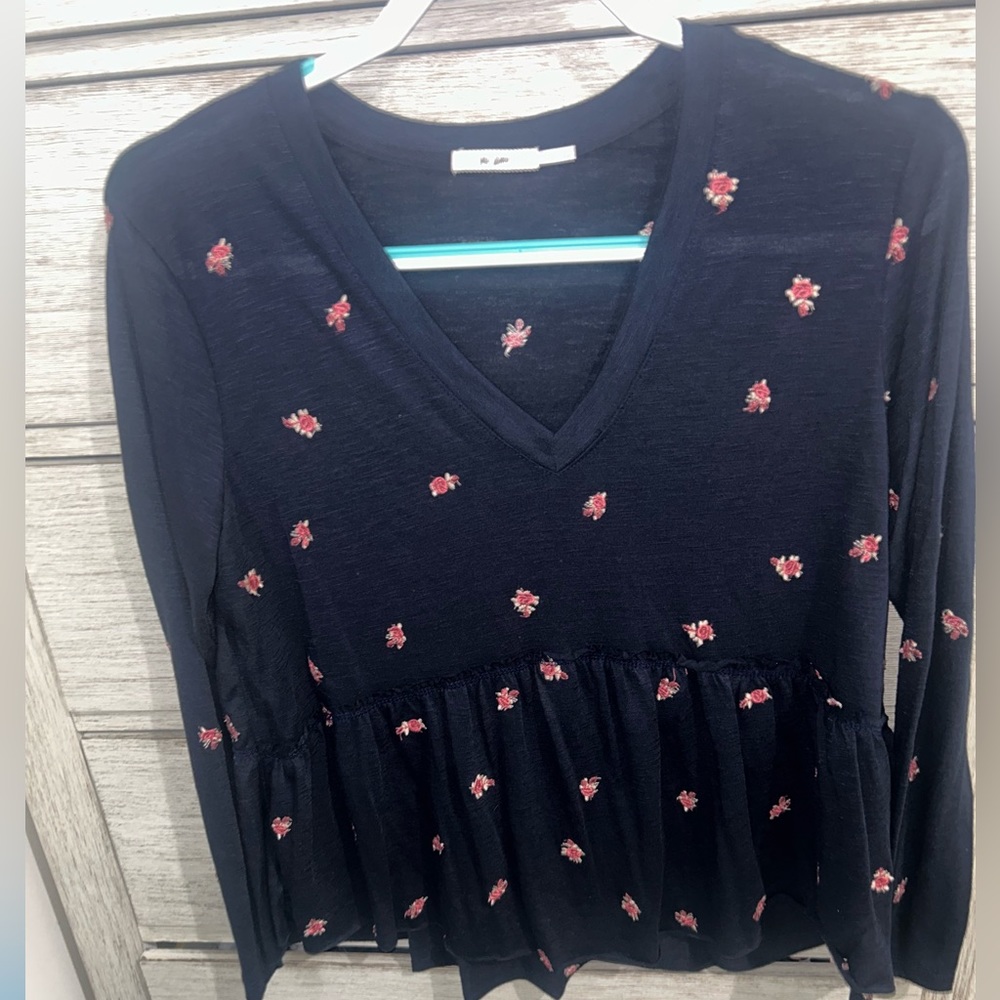 Women’s Long Sleeve Shirt